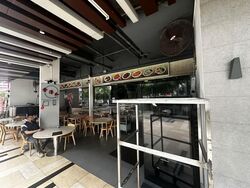 East Village (D16), Retail #585989001